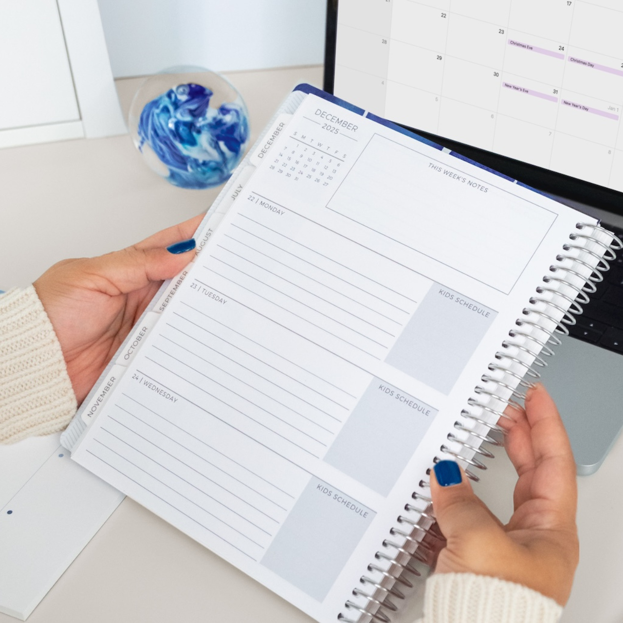 Daily vs Weekly Planners by Plum Paper