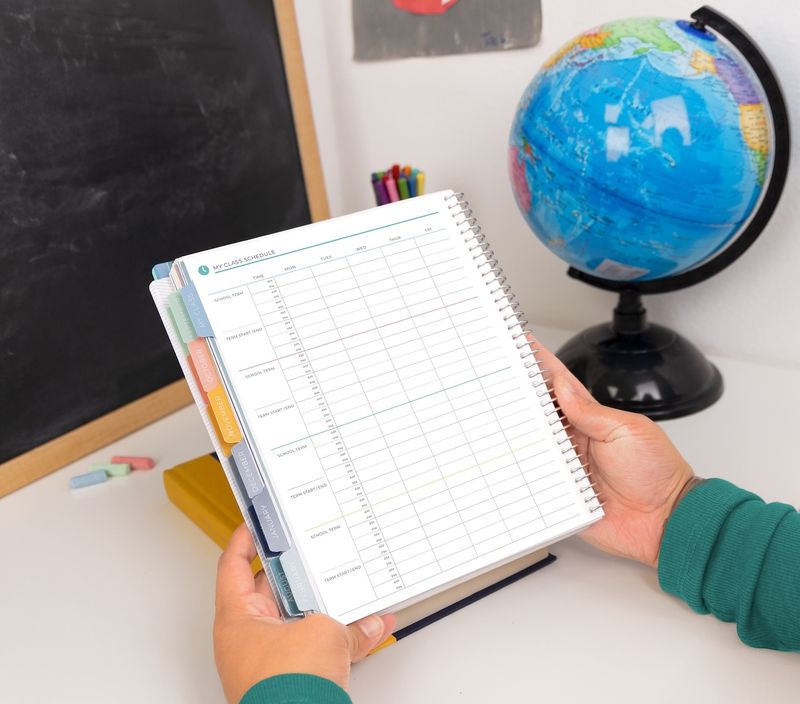 Elementary teacher planner showing class schedule layout